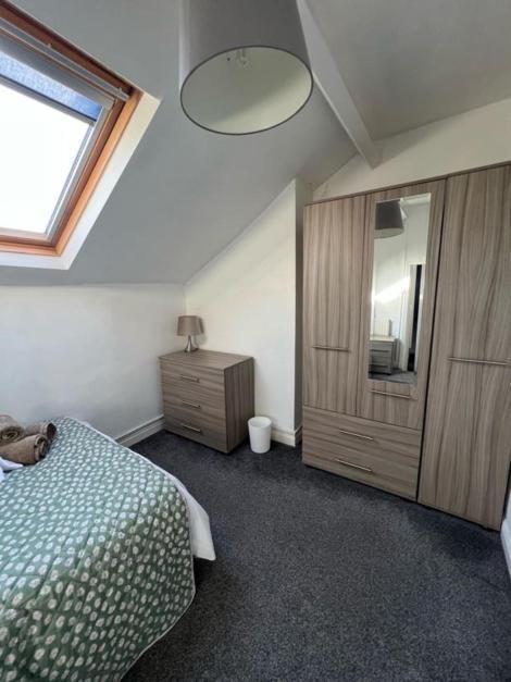 Moorfield Street Guesthouse Leeds  Buitenkant foto