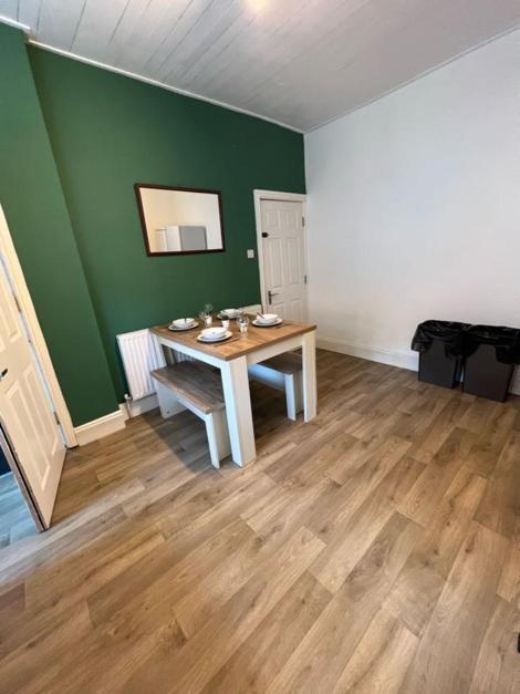 Moorfield Street Guesthouse Leeds  Buitenkant foto